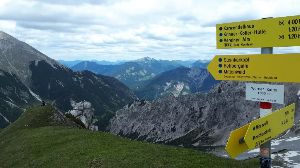 Aussicht auf Mittenwald vom Wörnersattel (3)