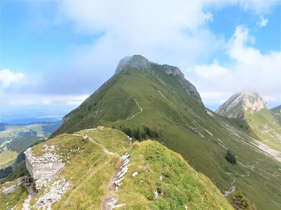 Aussicht auf den Gantrisch Gipfel vom Schiebenspitz