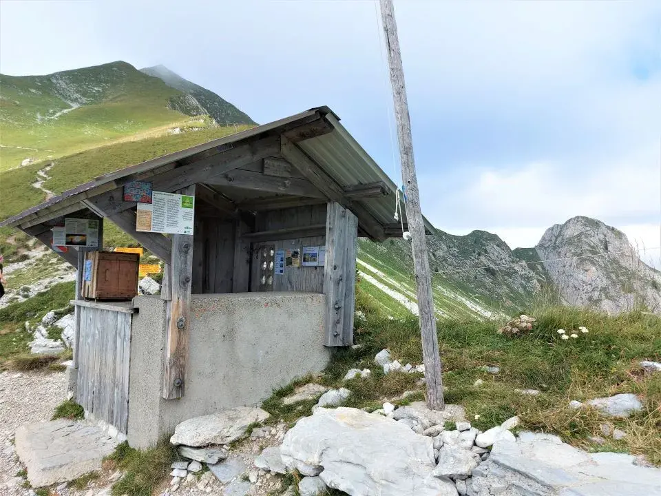 Kiosk auf dem Morgetepass, auf unserer Gantrisch Wanderung