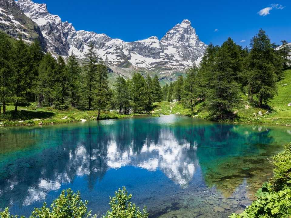 Lago Blu oberhalb von Saint Jaques auf dem Wanderweg zum Rifugio Mezzalama
