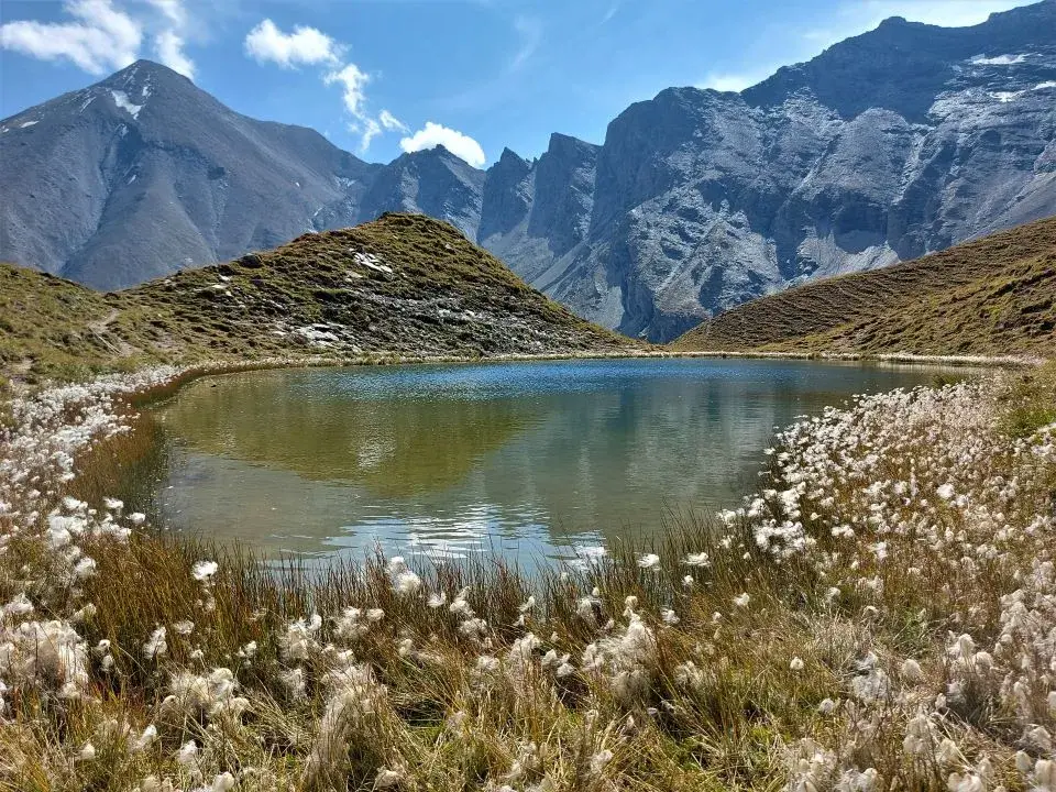 Wandern in Samnaun zum Stammerjoch mit Blick auf den Muttler und die Stammerseen