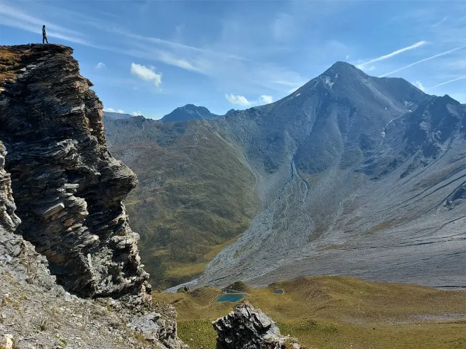 Wandern in Samnaun zum Stammerjoch mit Blick auf den Muttler