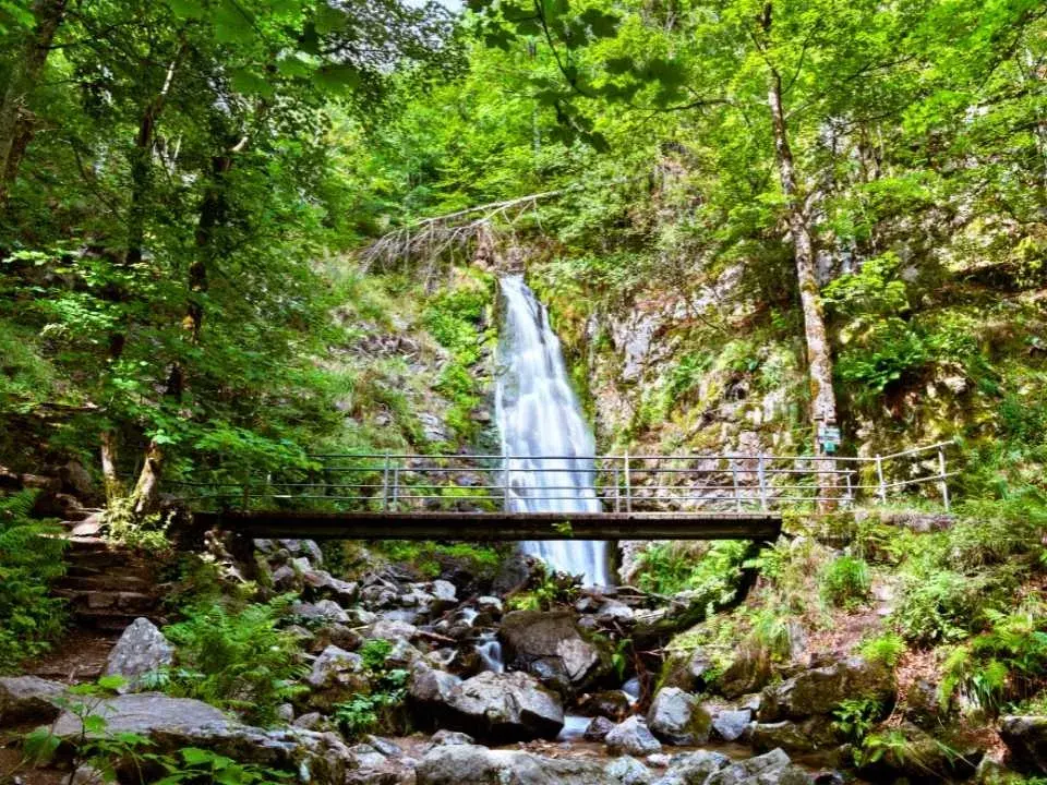 Todtnauer Wasserfall auf dem Wasserfallsteig, einem der Premiumwanderwege im Schwarzwald
