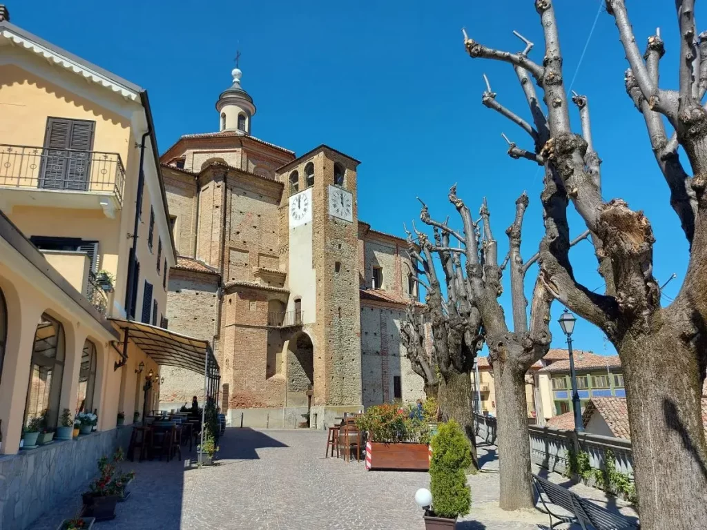 Piazza Caduti in Novello