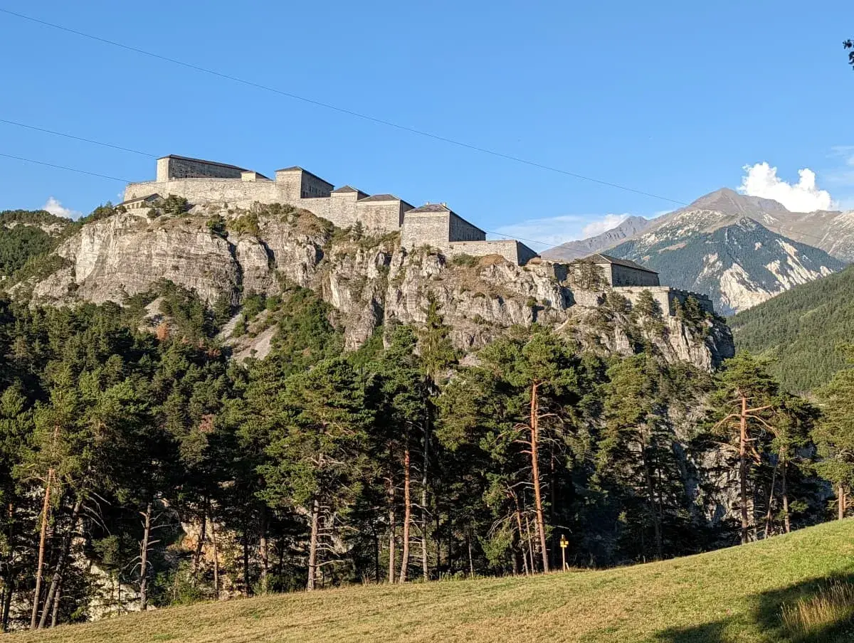 Die Forts von L'Esseillon von der Strasse zum Mont Cenis