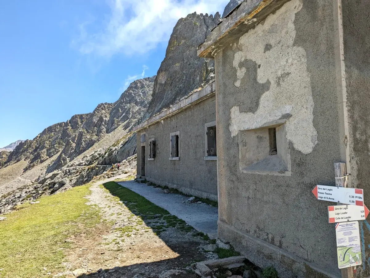 Militärische Ruine auf dem Colle Saboulè