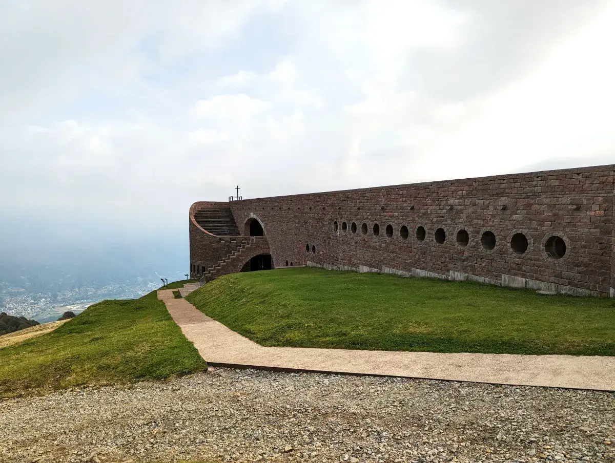 Kirche Santa Maria degli Angeli an der Alpe Foppa auf dem Monte Tamaro