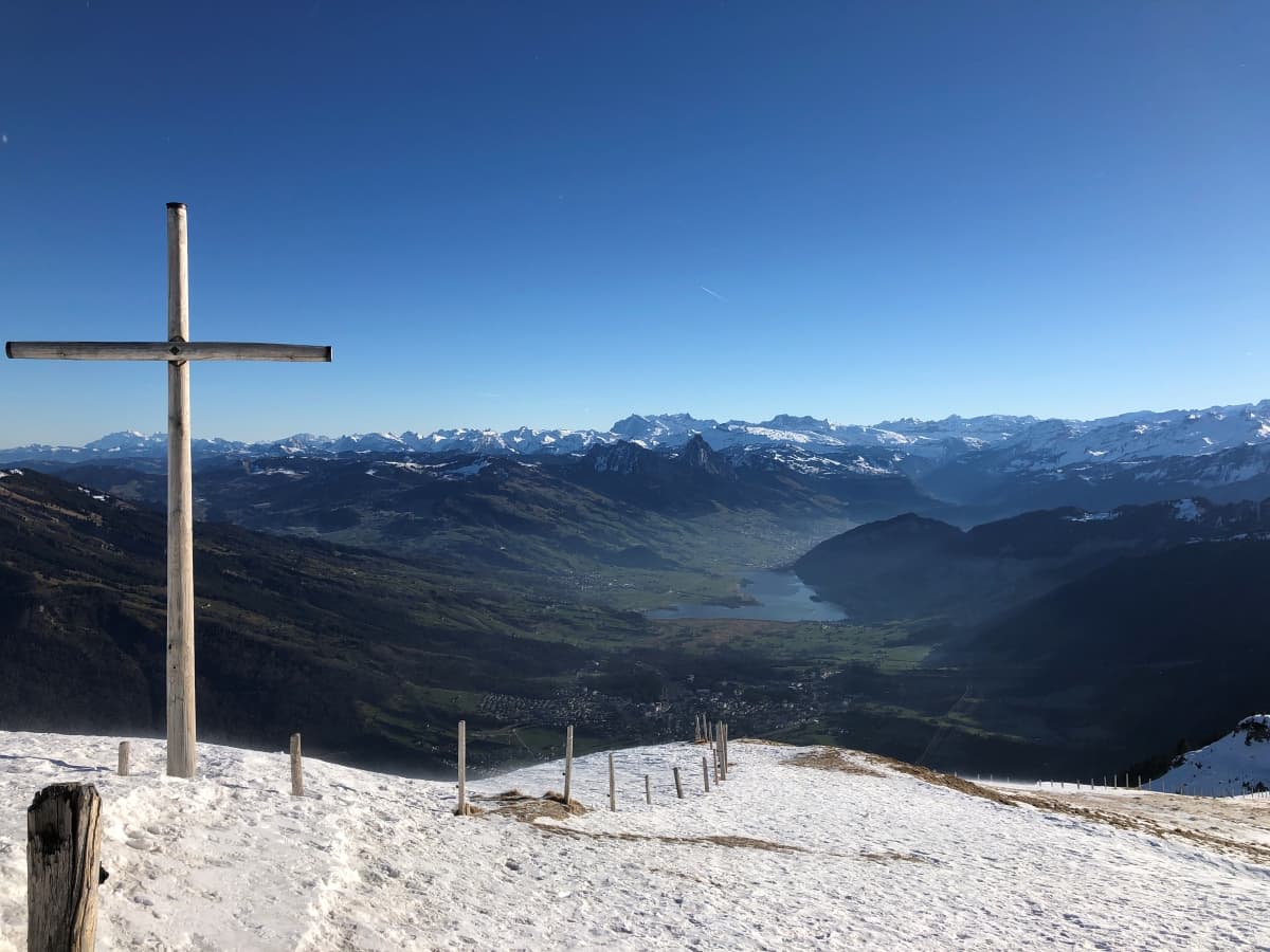 Blick von der Rigi beim Schneeschuhwandern Schweiz