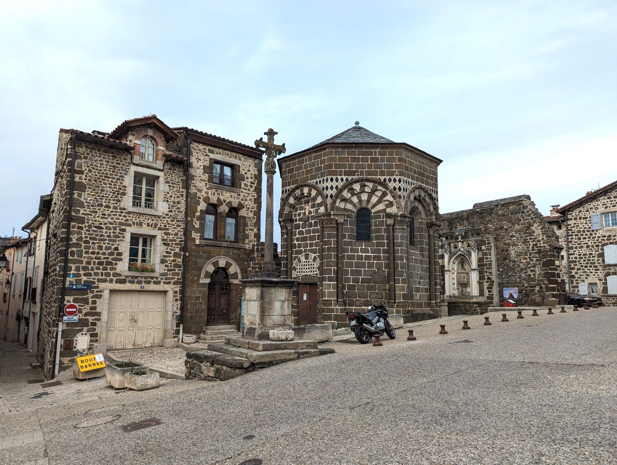 Chapelle Saint Claire unterhalb des Rocher des Aiguilhe
