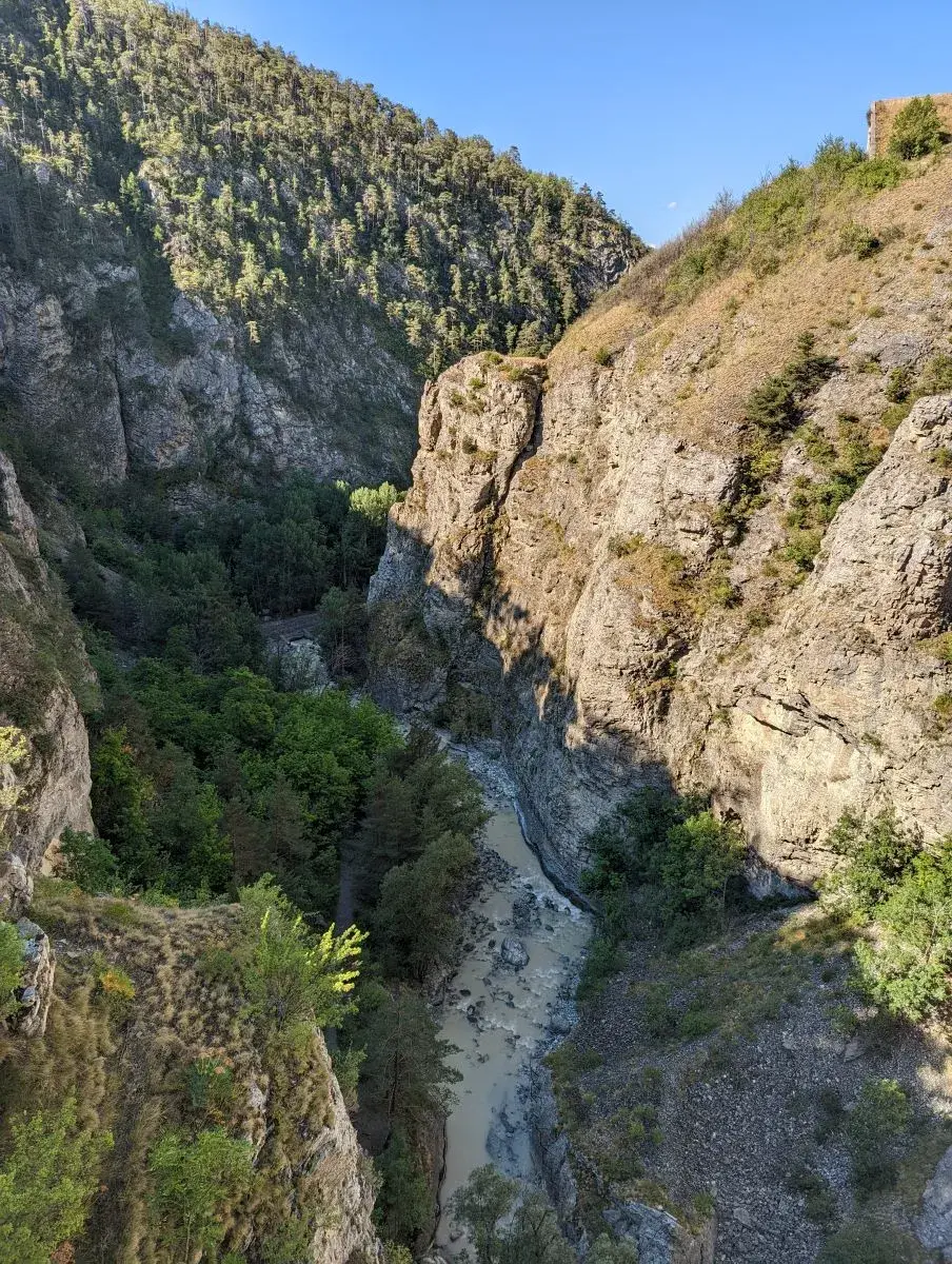Blick vom Pont d'Asfeld in die Schlucht der Durance
