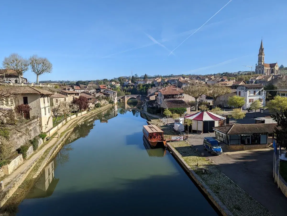  Nerac und die Baïse