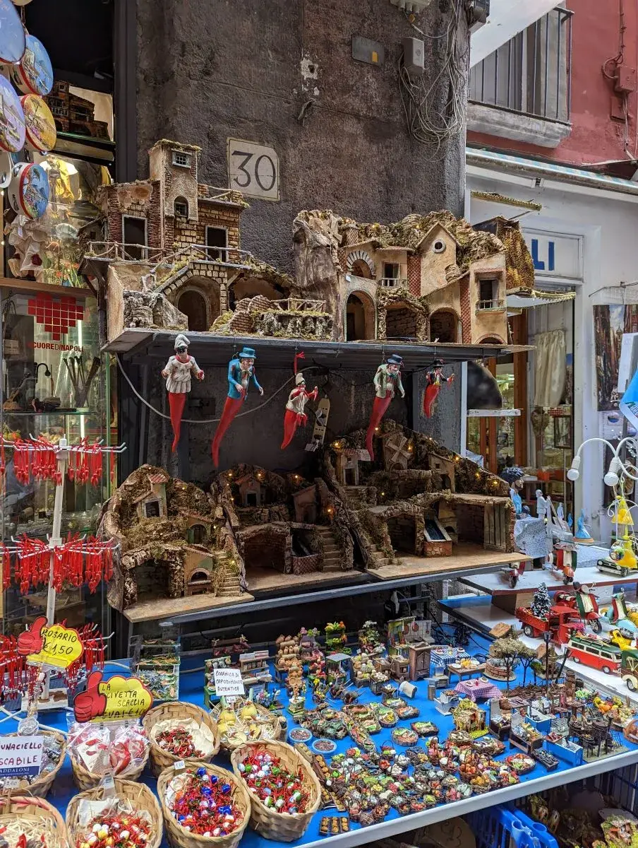 Stand in der Krippenstrasse in der Neapel Altstadt
