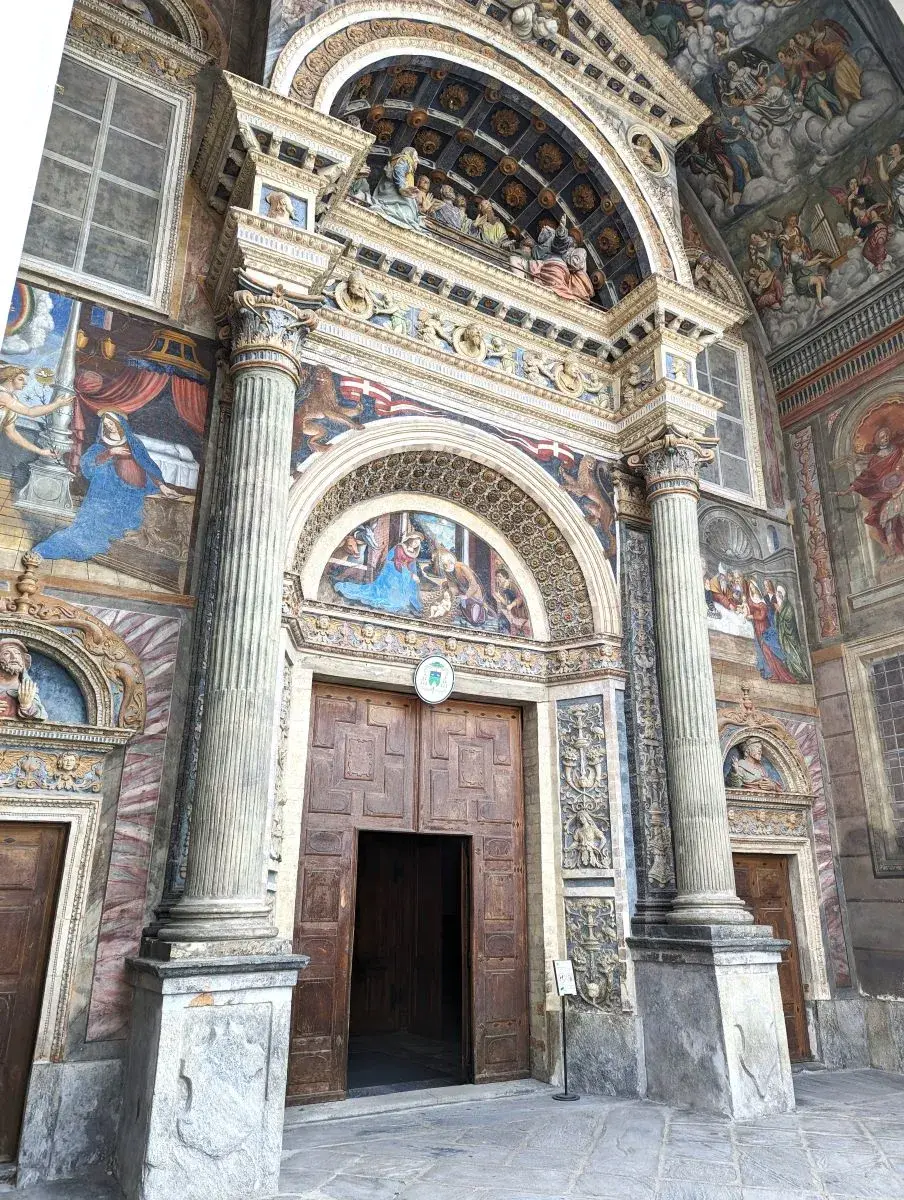 Fassade der Kathedrale von Aosta