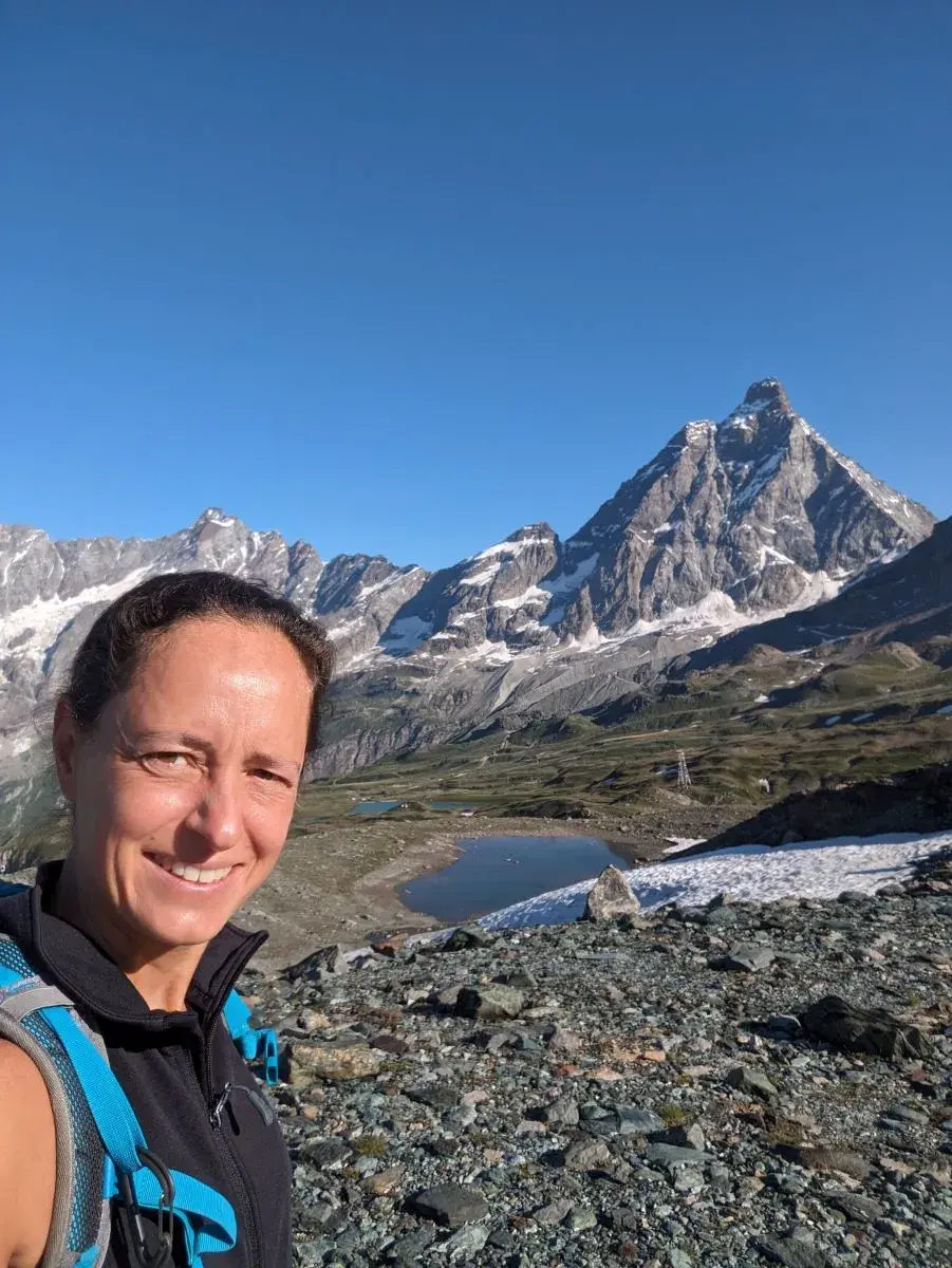 Linda hat Matterhornblick von der Bergstation  Cime Bianche Laghi