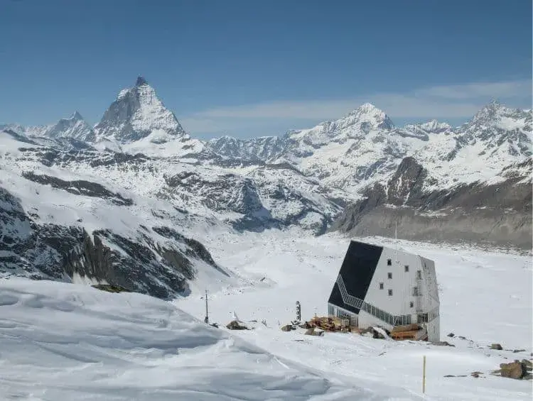 Monte Rosa Berghütte, eine spezielle Übernachtung Schweiz